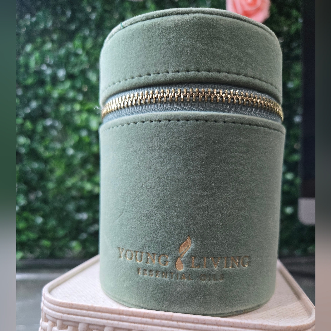 Young Living Green Velvet Travel Case For 6 Rollers